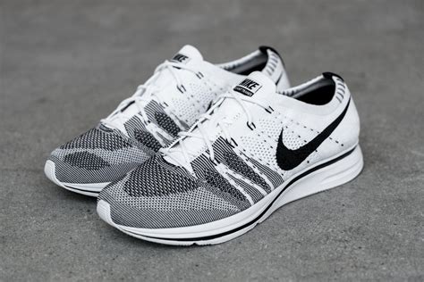 nike flyknit trainers men